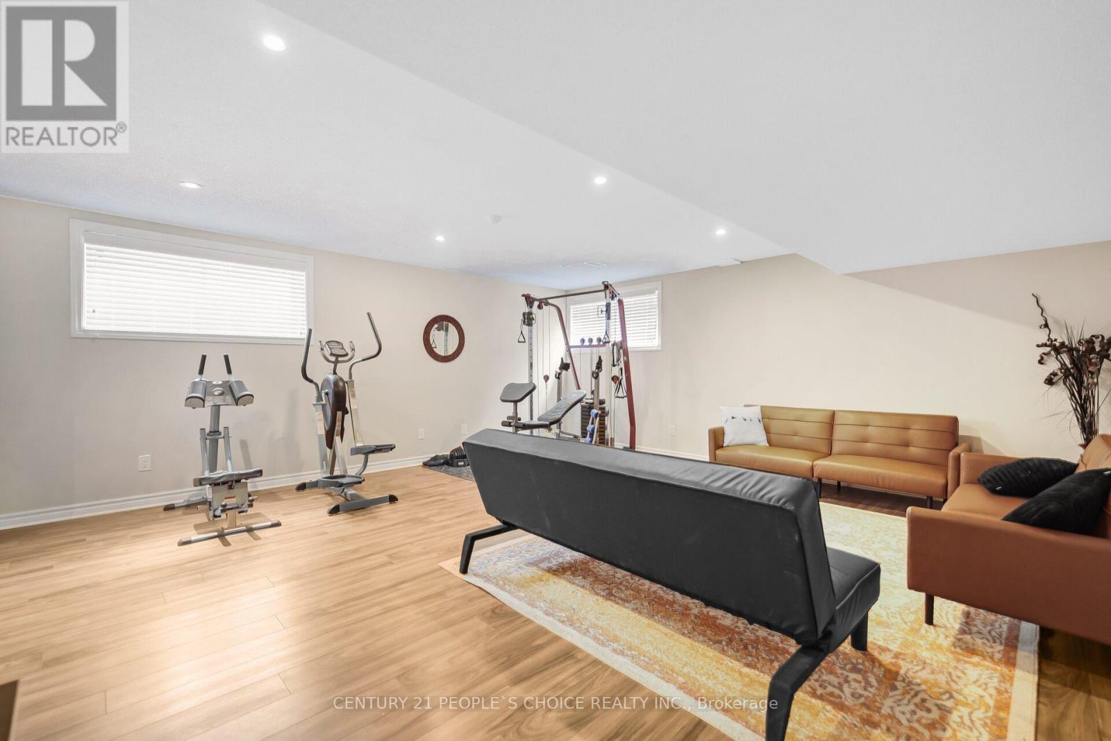 552 Stargazer Crescent