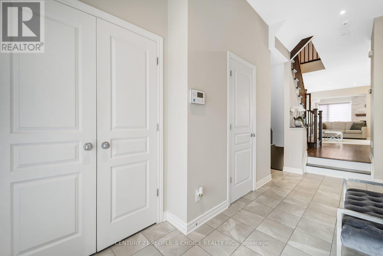 552 Stargazer Crescent