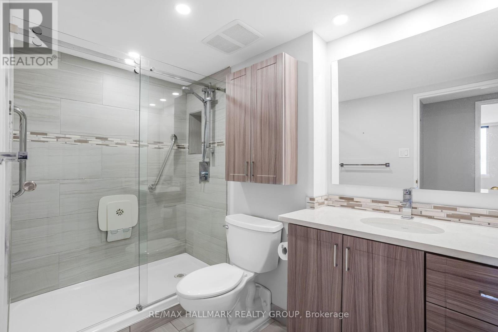 1109 - 100 Grant Carman Drive