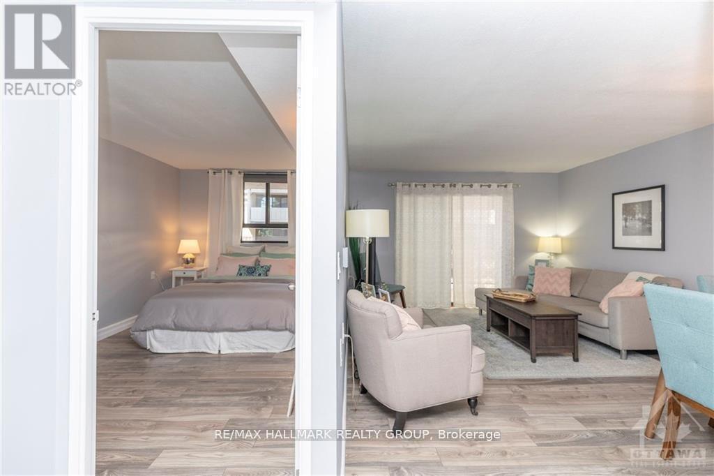 205 - 475 Laurier Avenue W