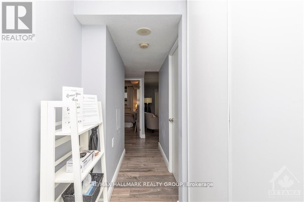 205 - 475 Laurier Avenue W