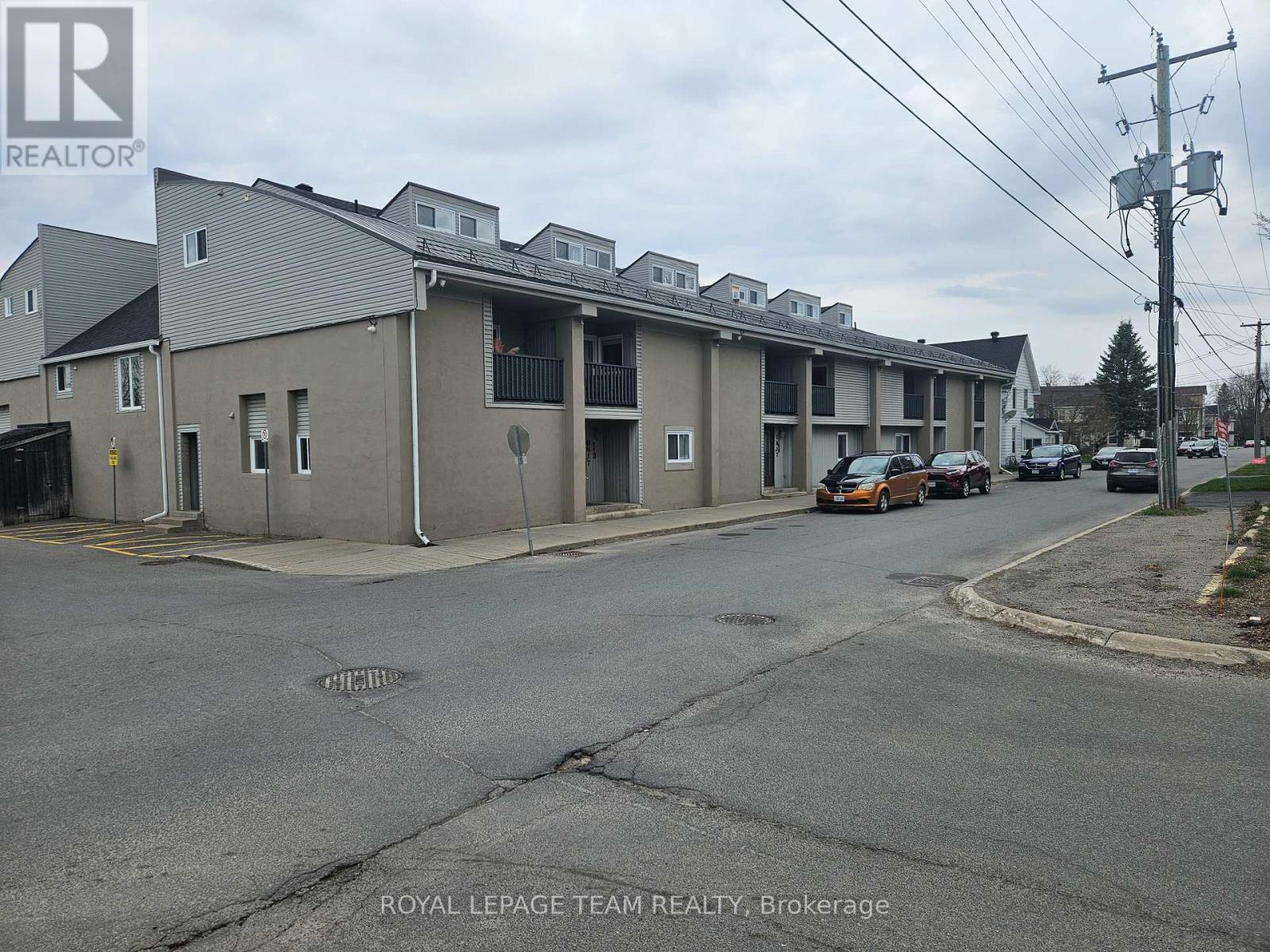 202 - 105 Asa Street