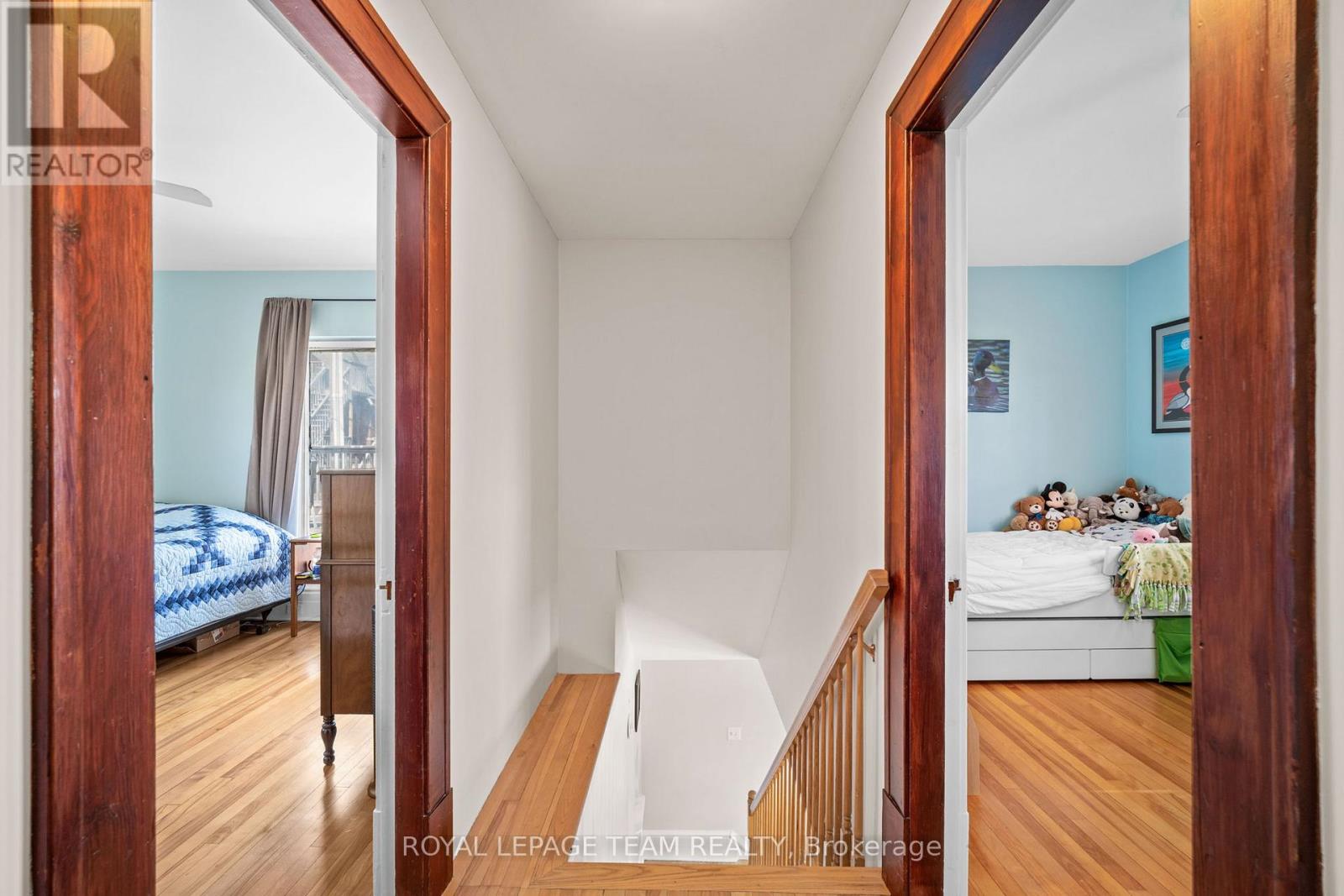 380 Queen Elizabeth Place