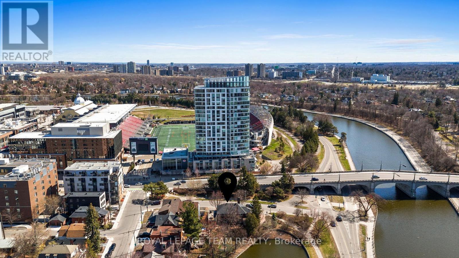 380 Queen Elizabeth Place