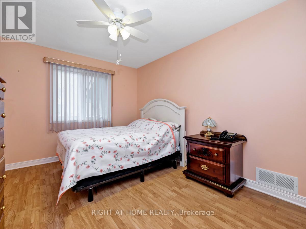 144 Sandra Crescent