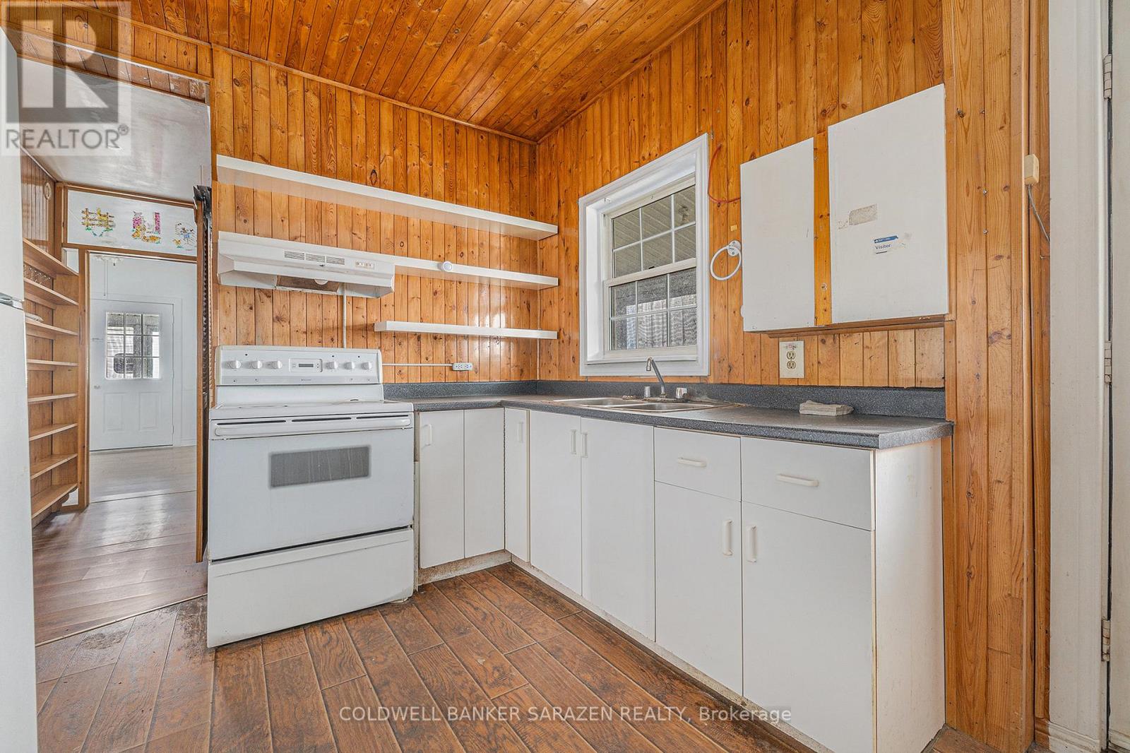 1417 Vances Side Road N