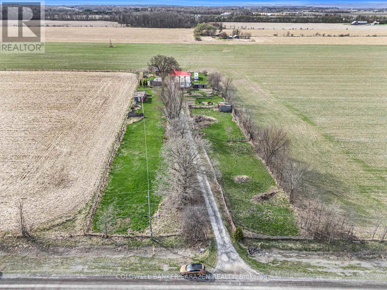 1417 Vances Side Road N