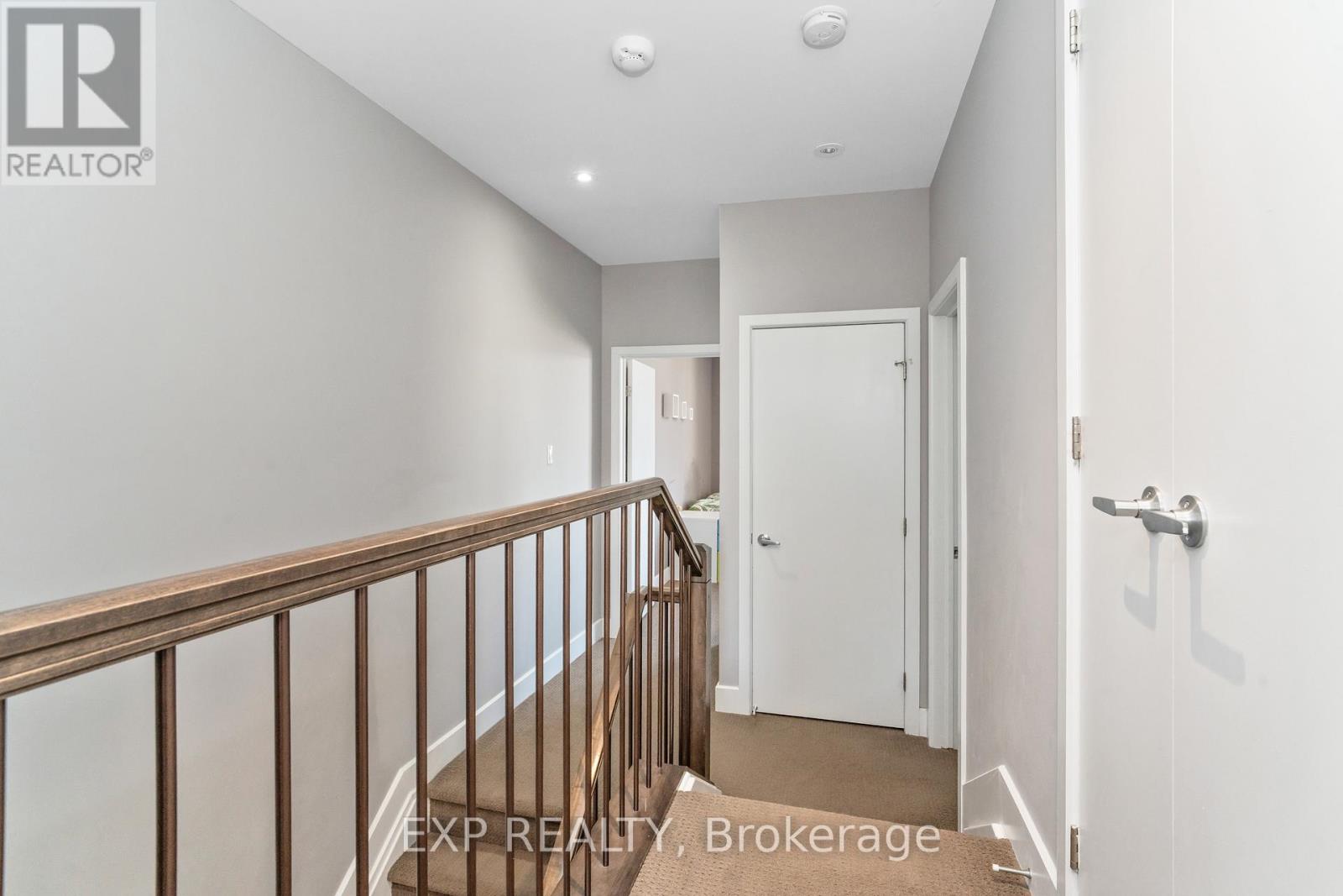 57d Young Street