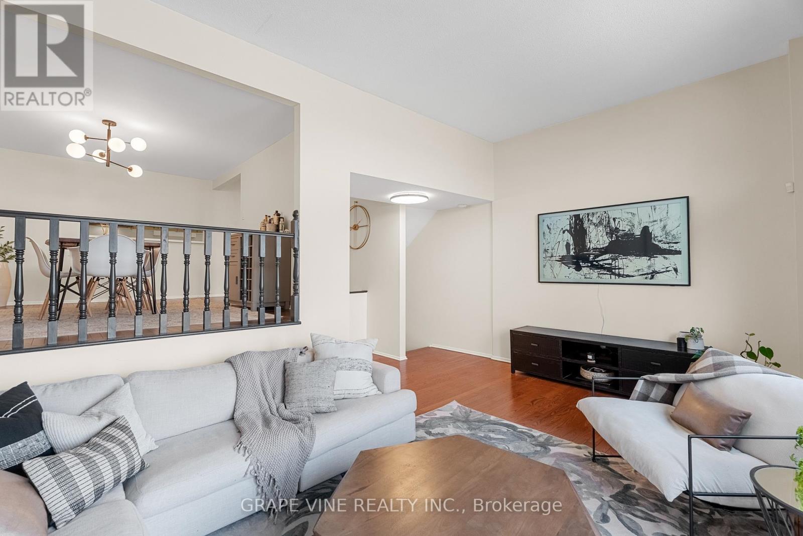 29 - 655 Richmond Road