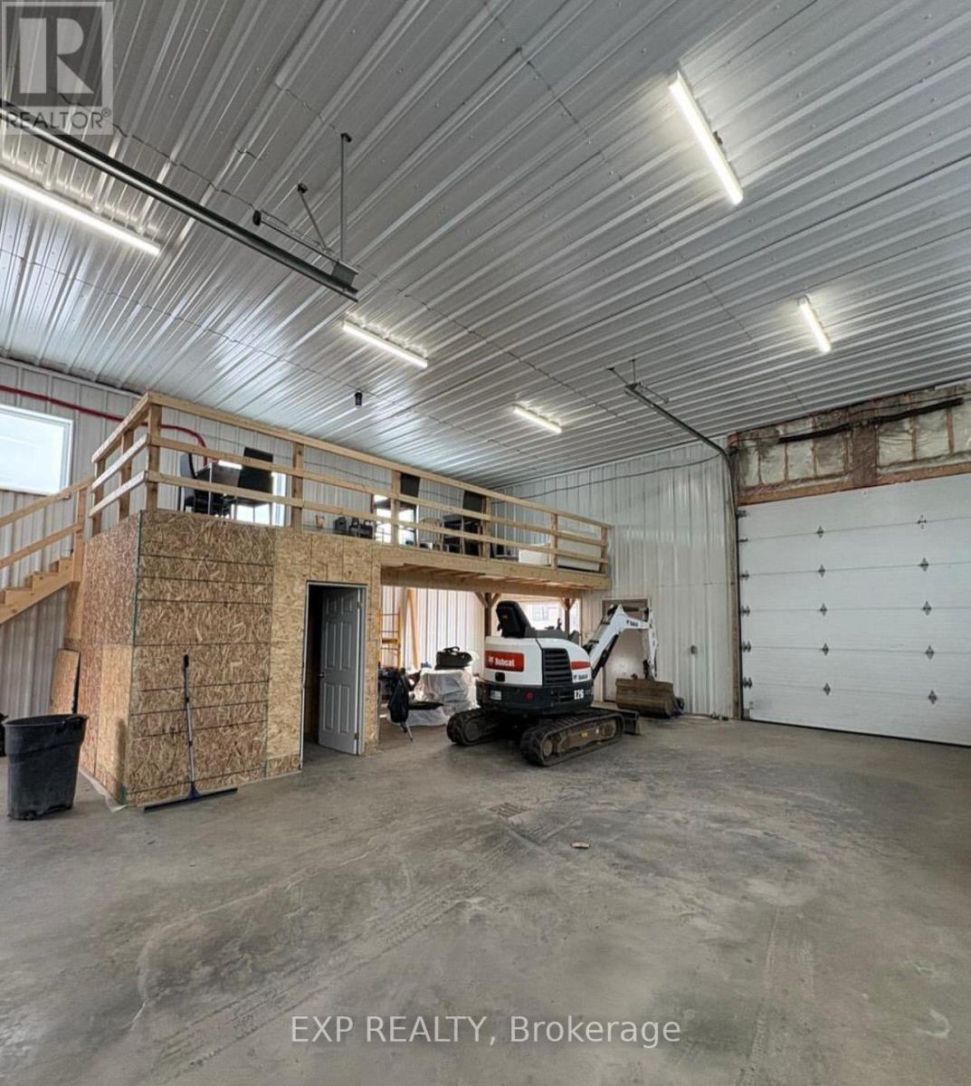 5601 Thunder Road