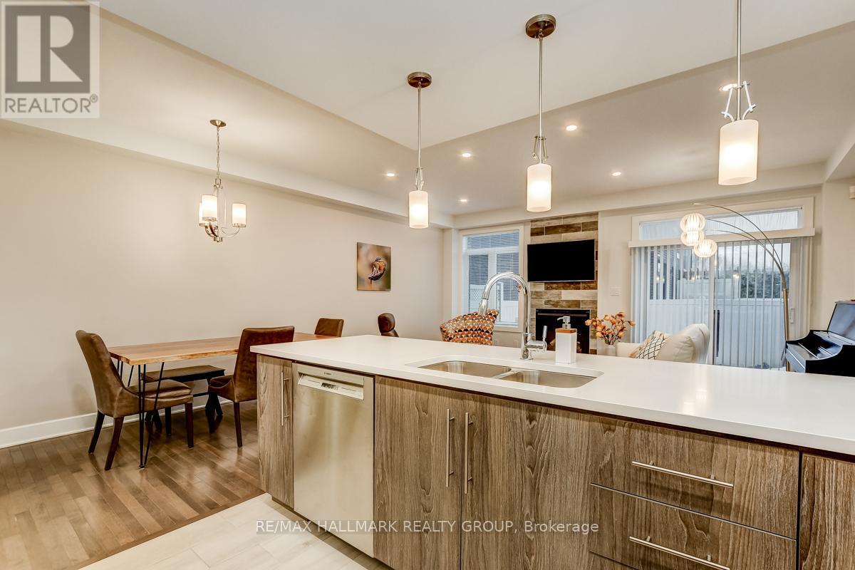 1006 Shefford Road