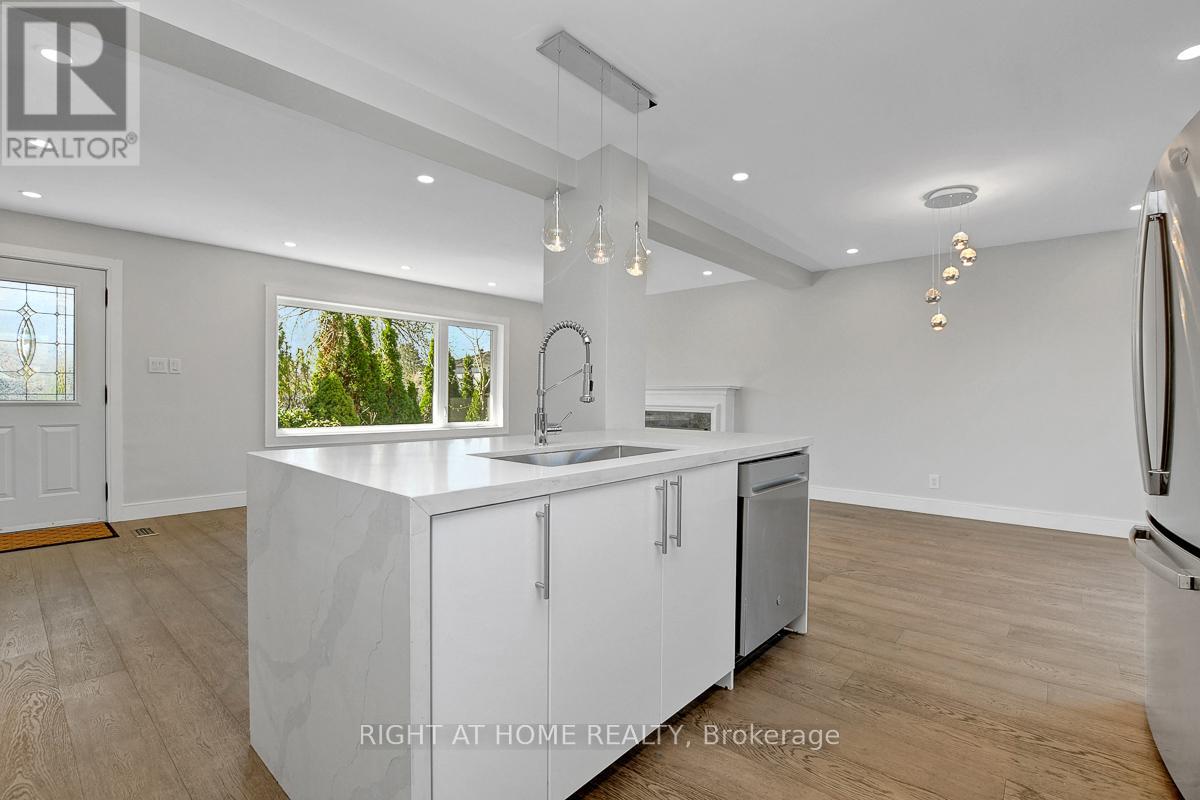 81 Canter Boulevard