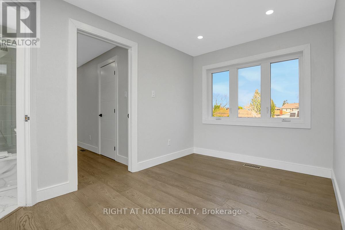81 Canter Boulevard