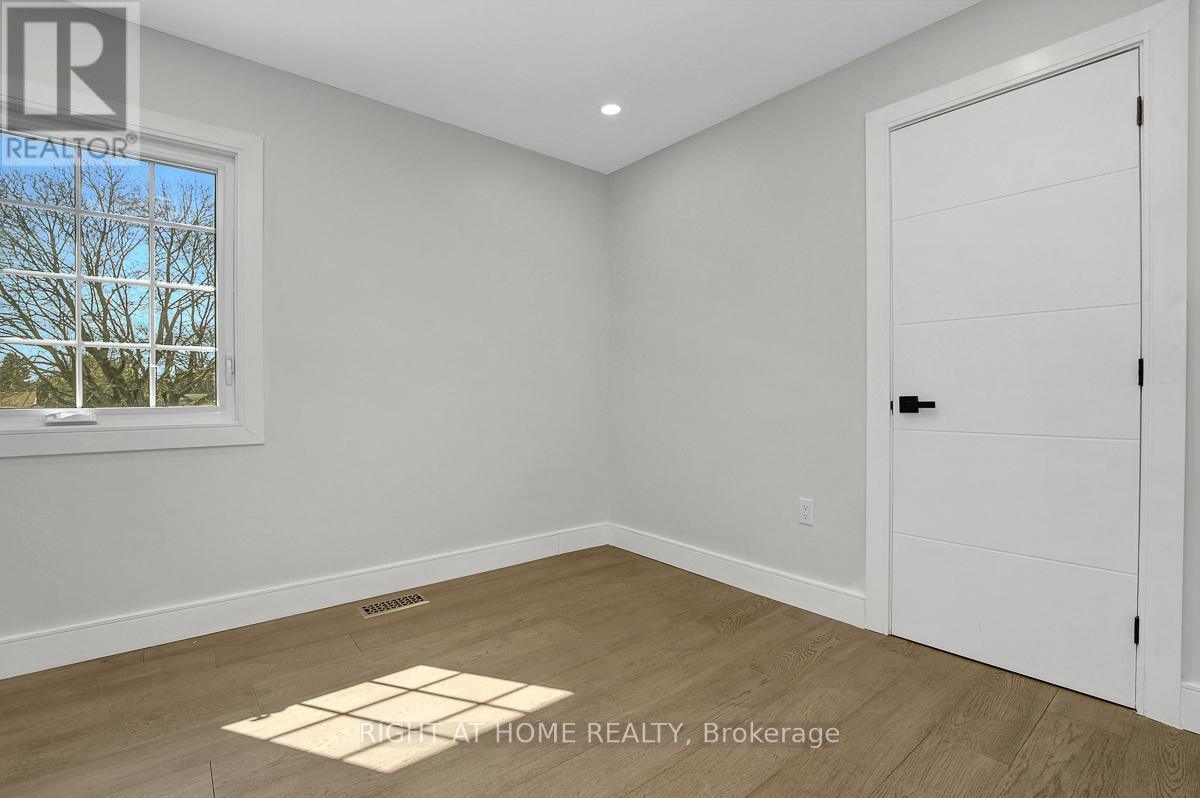 81 Canter Boulevard