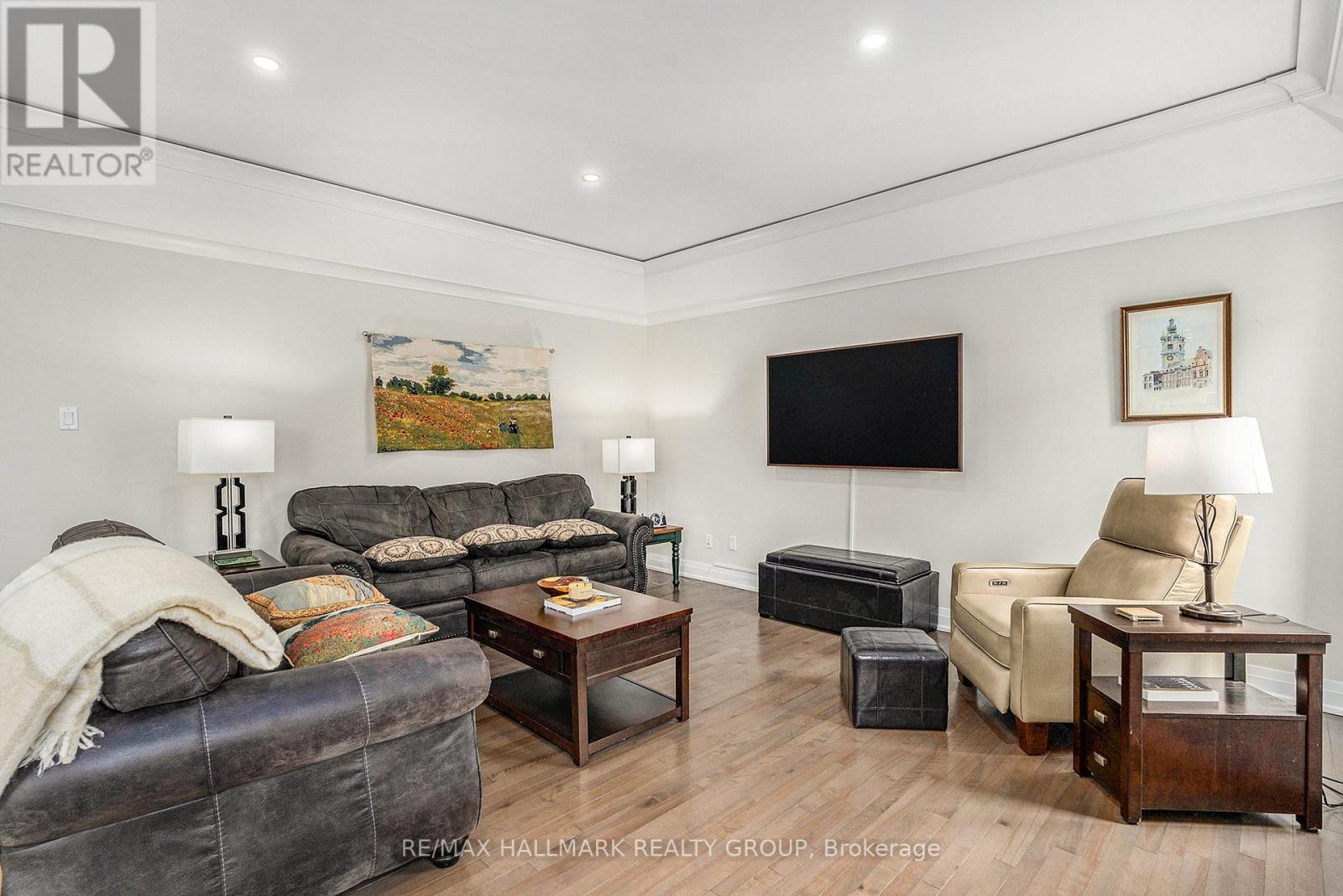 19 Westwinds Place