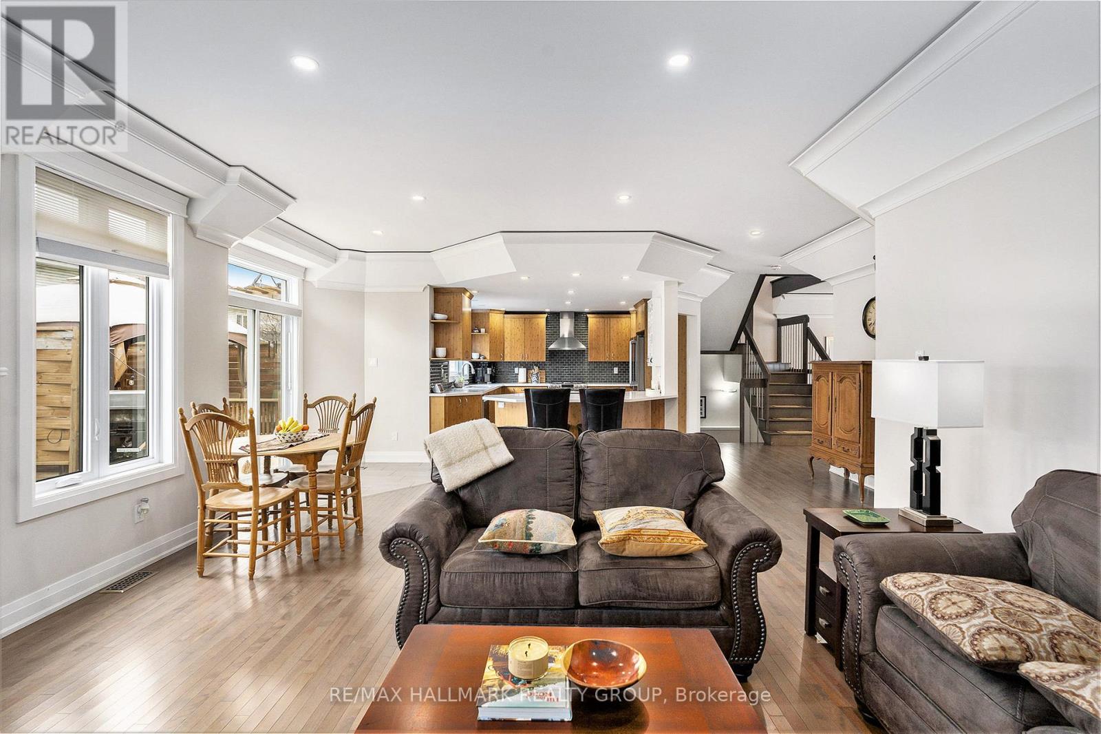 19 Westwinds Place