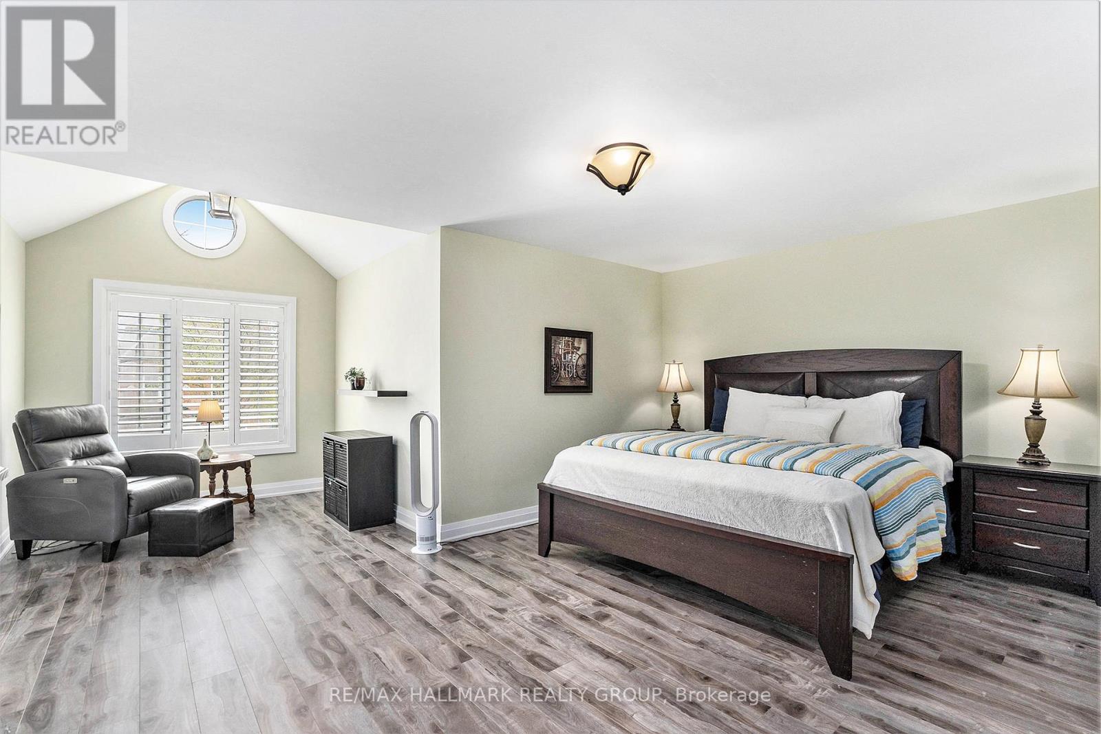 19 Westwinds Place