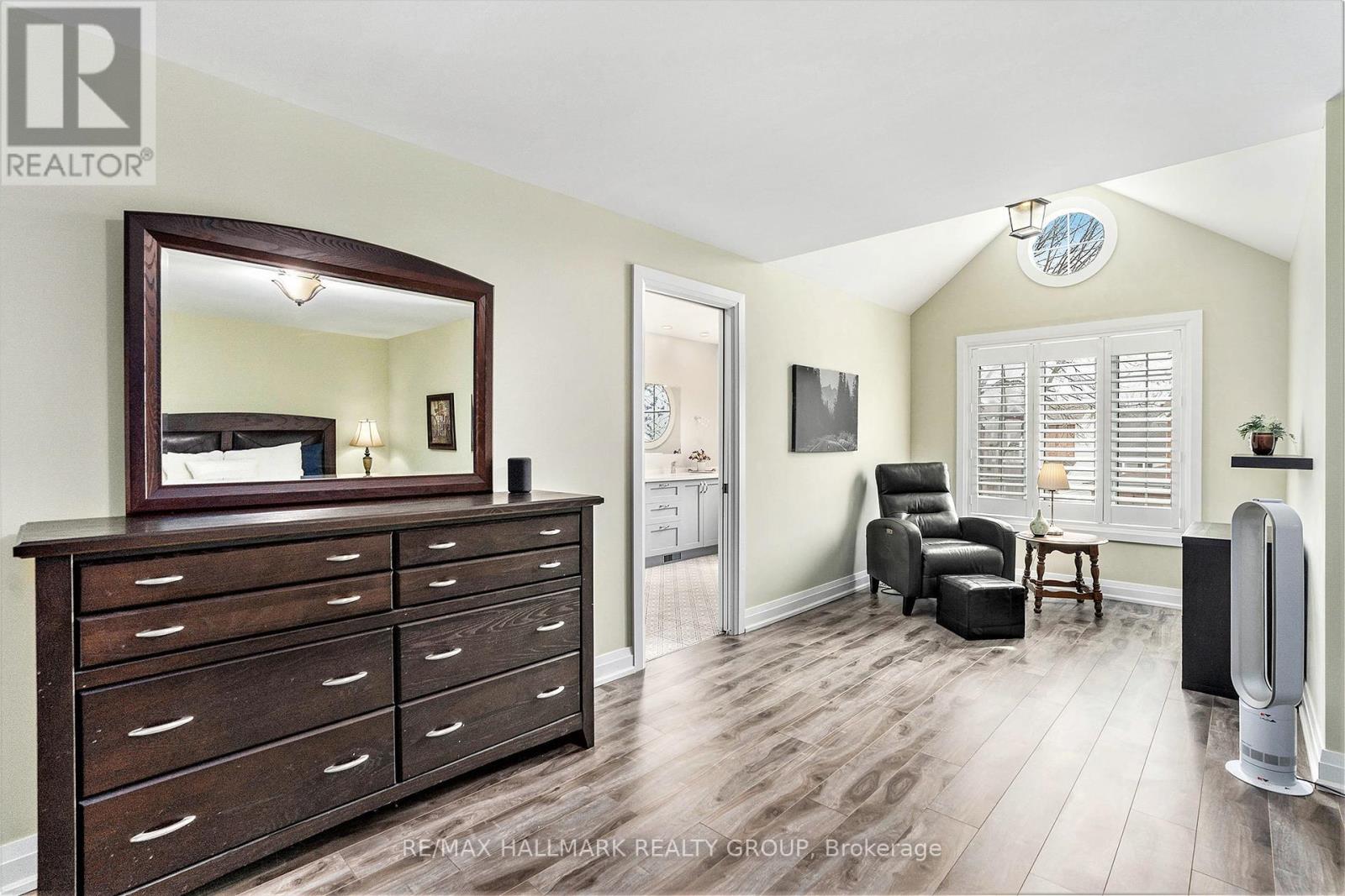 19 Westwinds Place