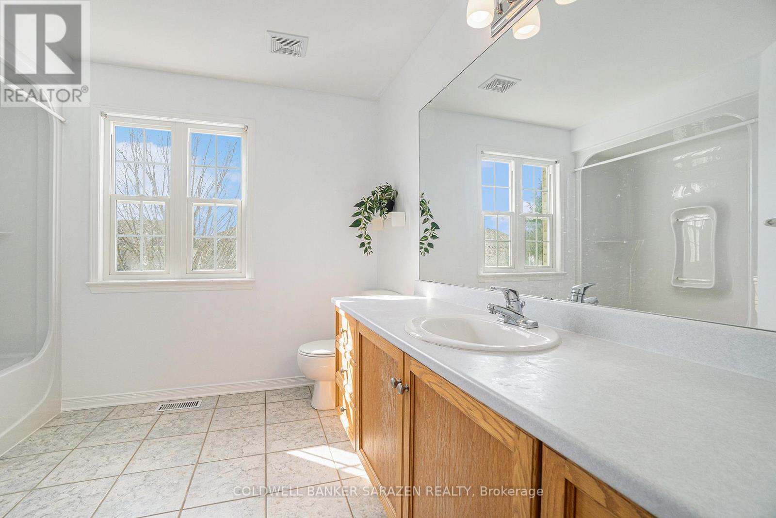 9 Leatherwood Crescent