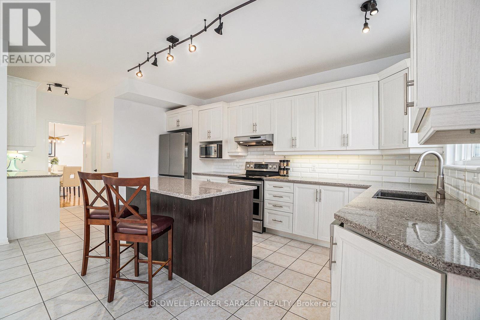 9 Leatherwood Crescent