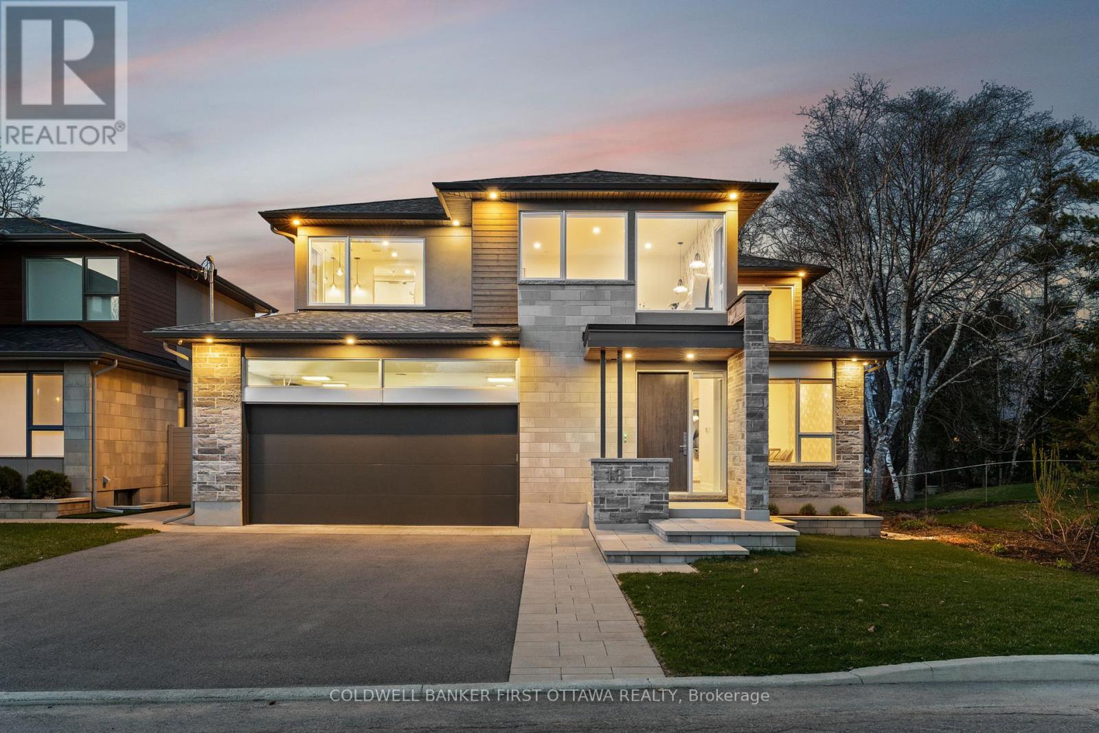 13 Brook Lane