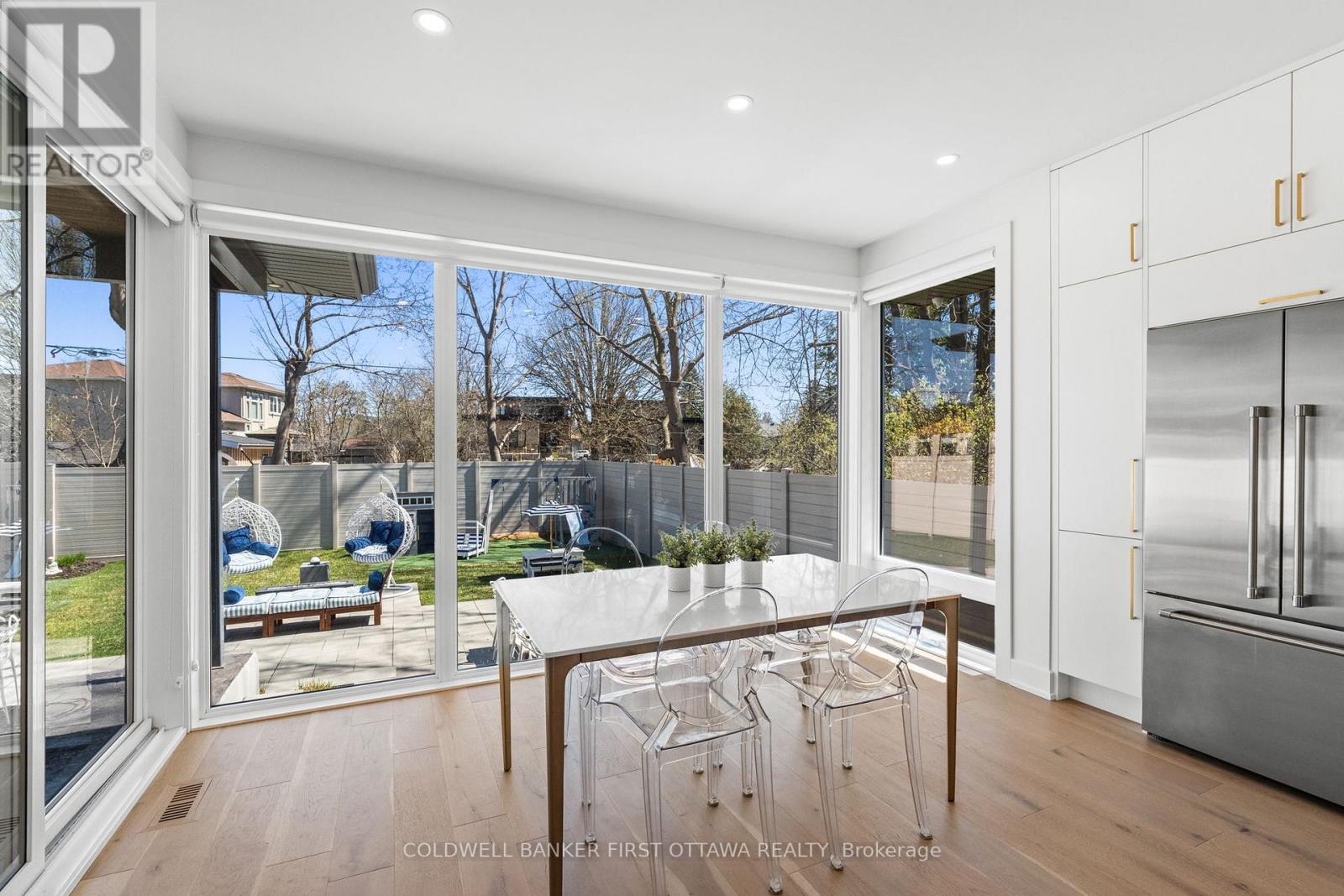 13 Brook Lane