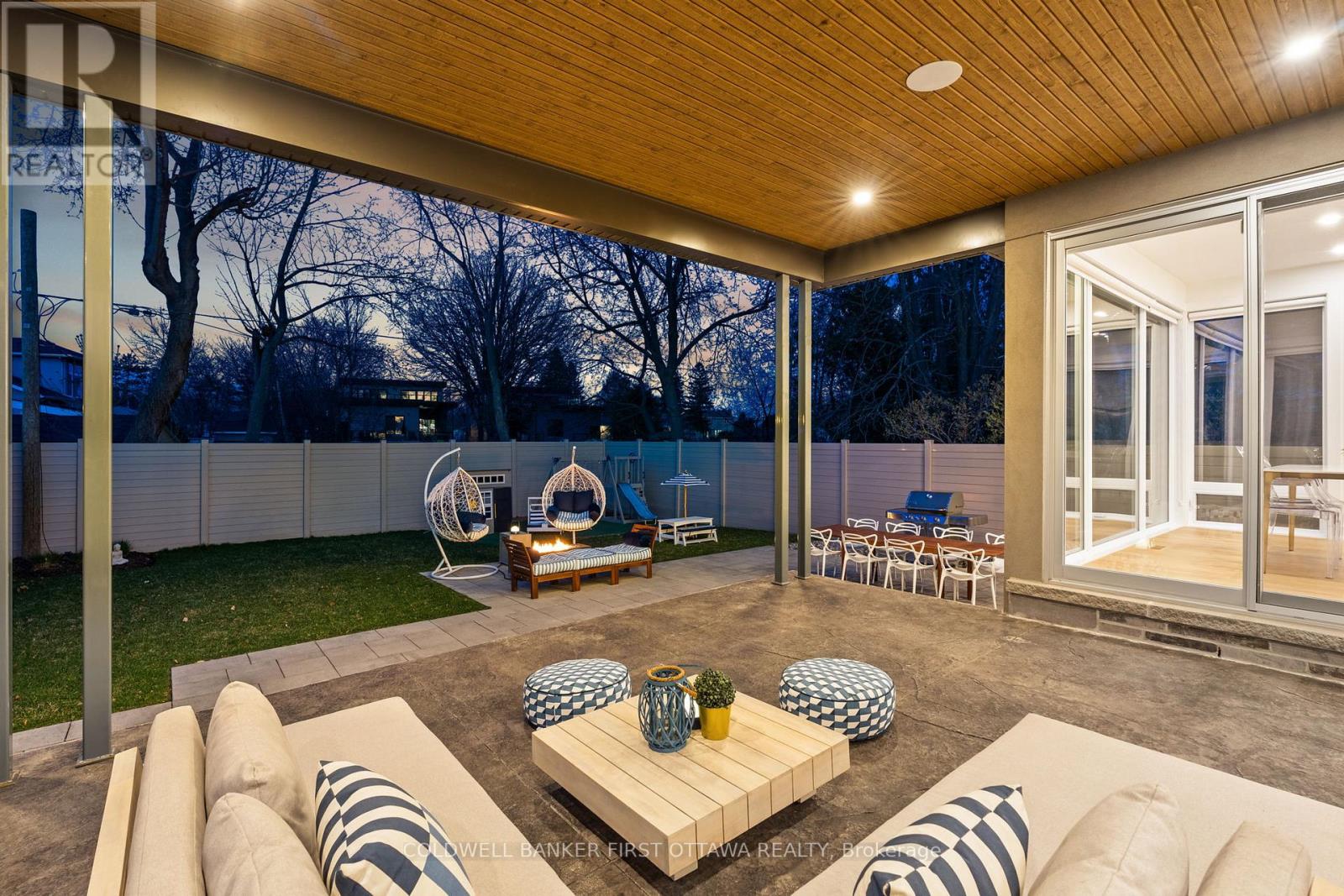13 Brook Lane