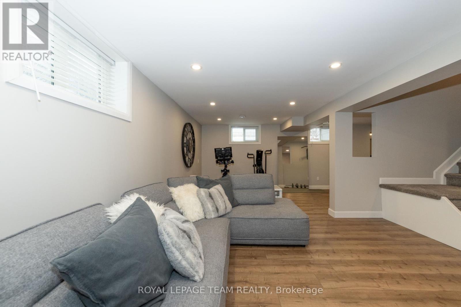 129 Ridgeview Drive