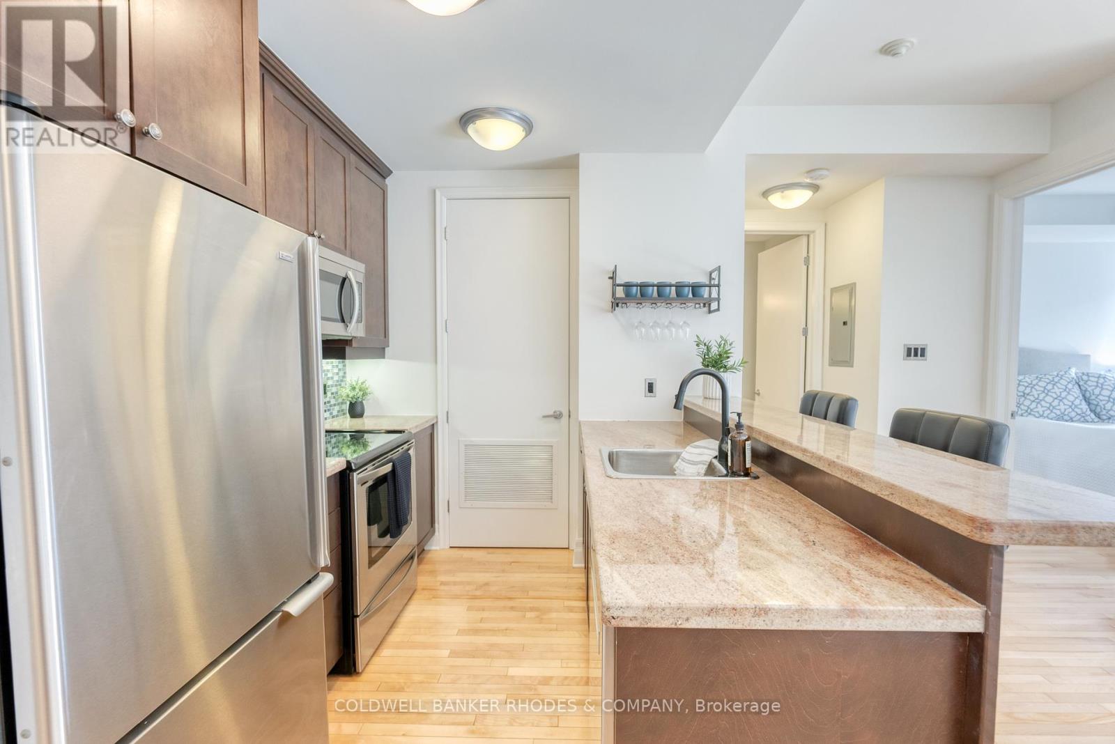 605 - 420 Berkley Avenue
