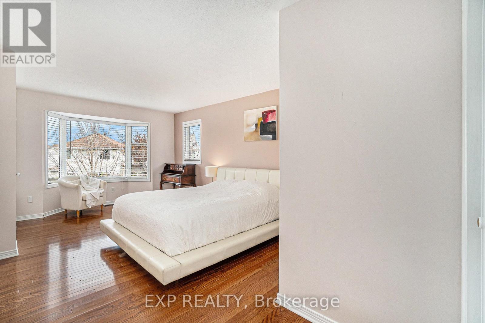 29 Woodford Way