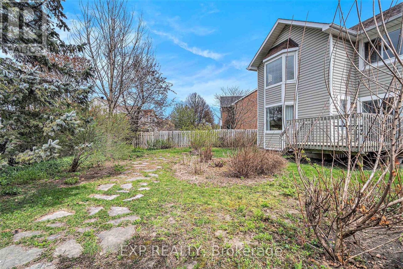 29 Woodford Way