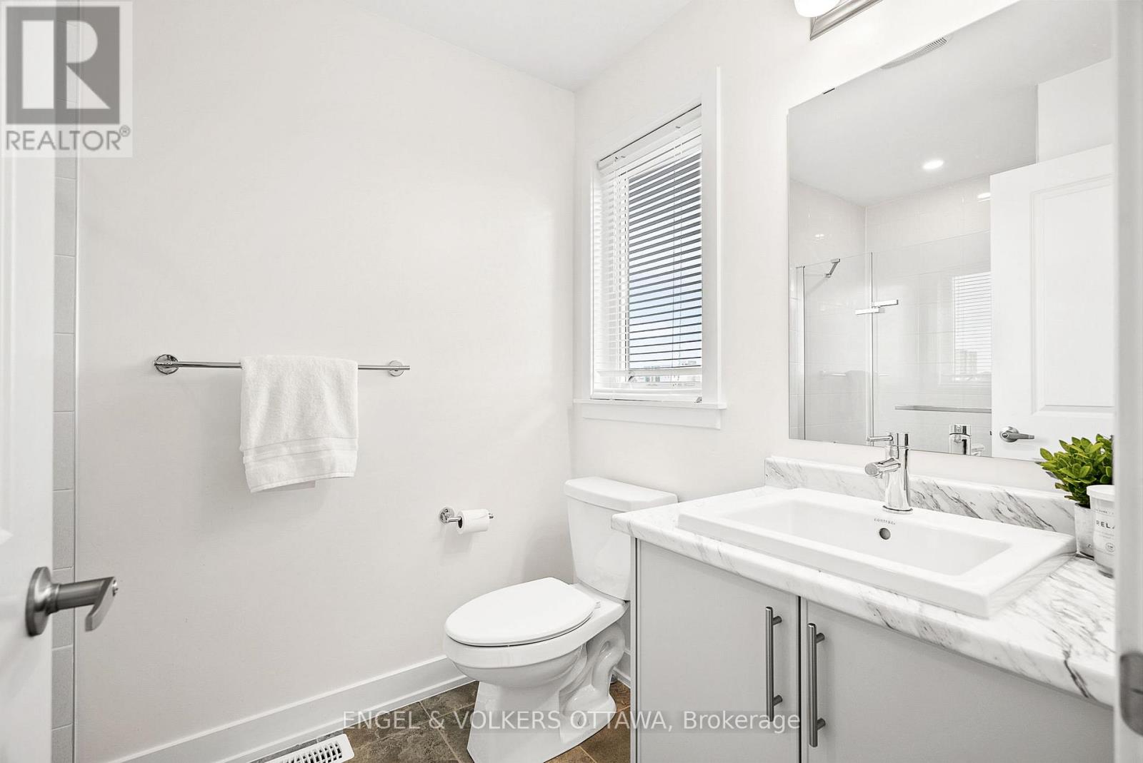 275 Finsbury Avenue