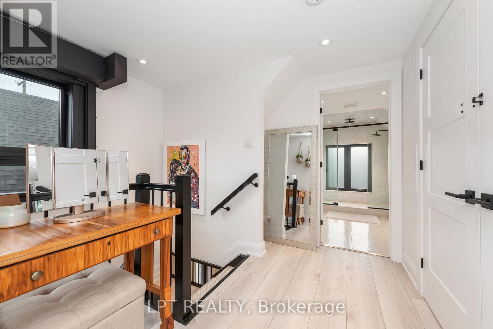 323 Booth Street