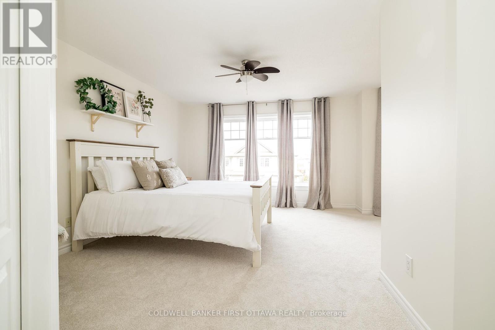 109 Mojave Crescent