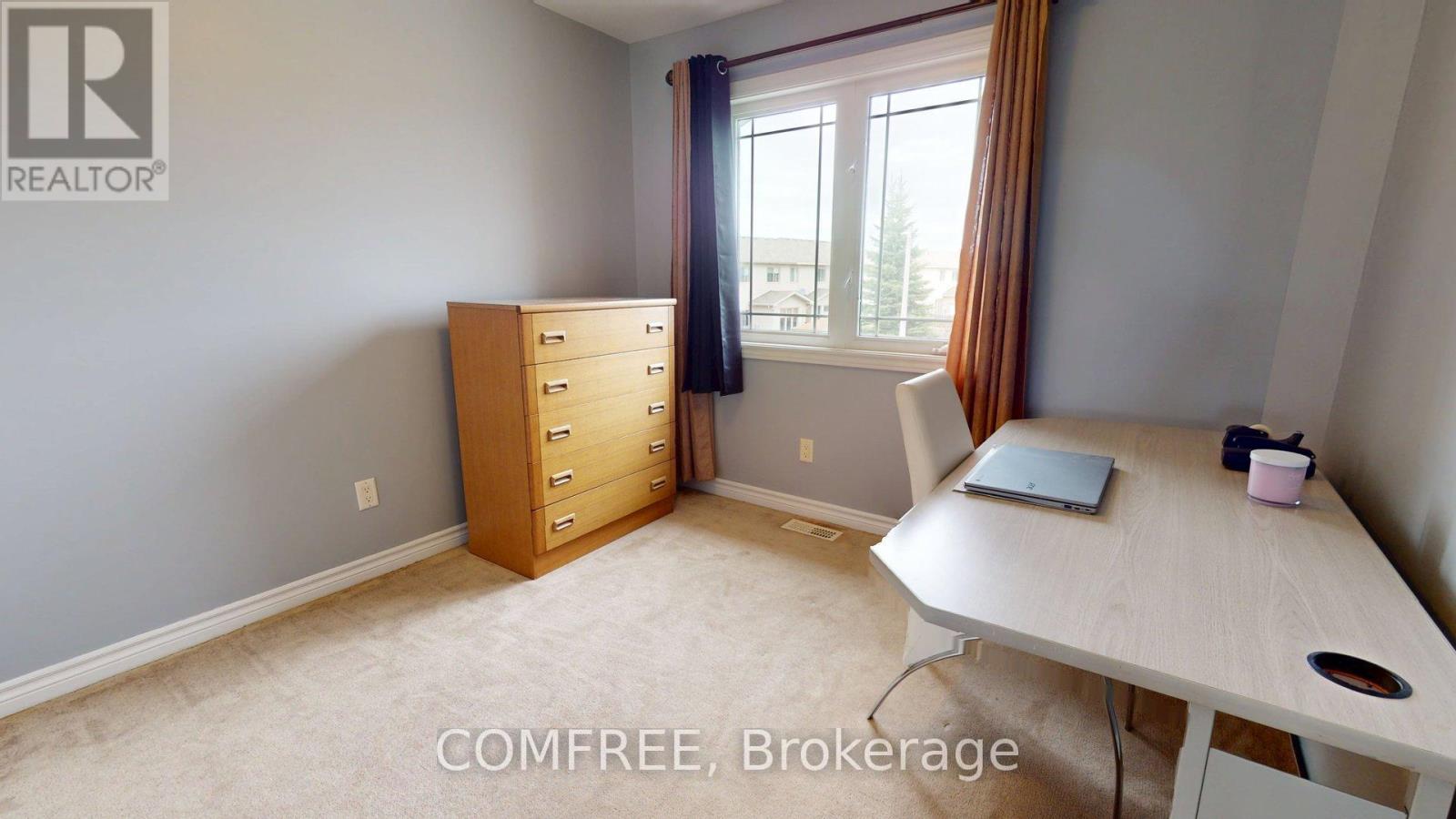 962 Linaria Walk