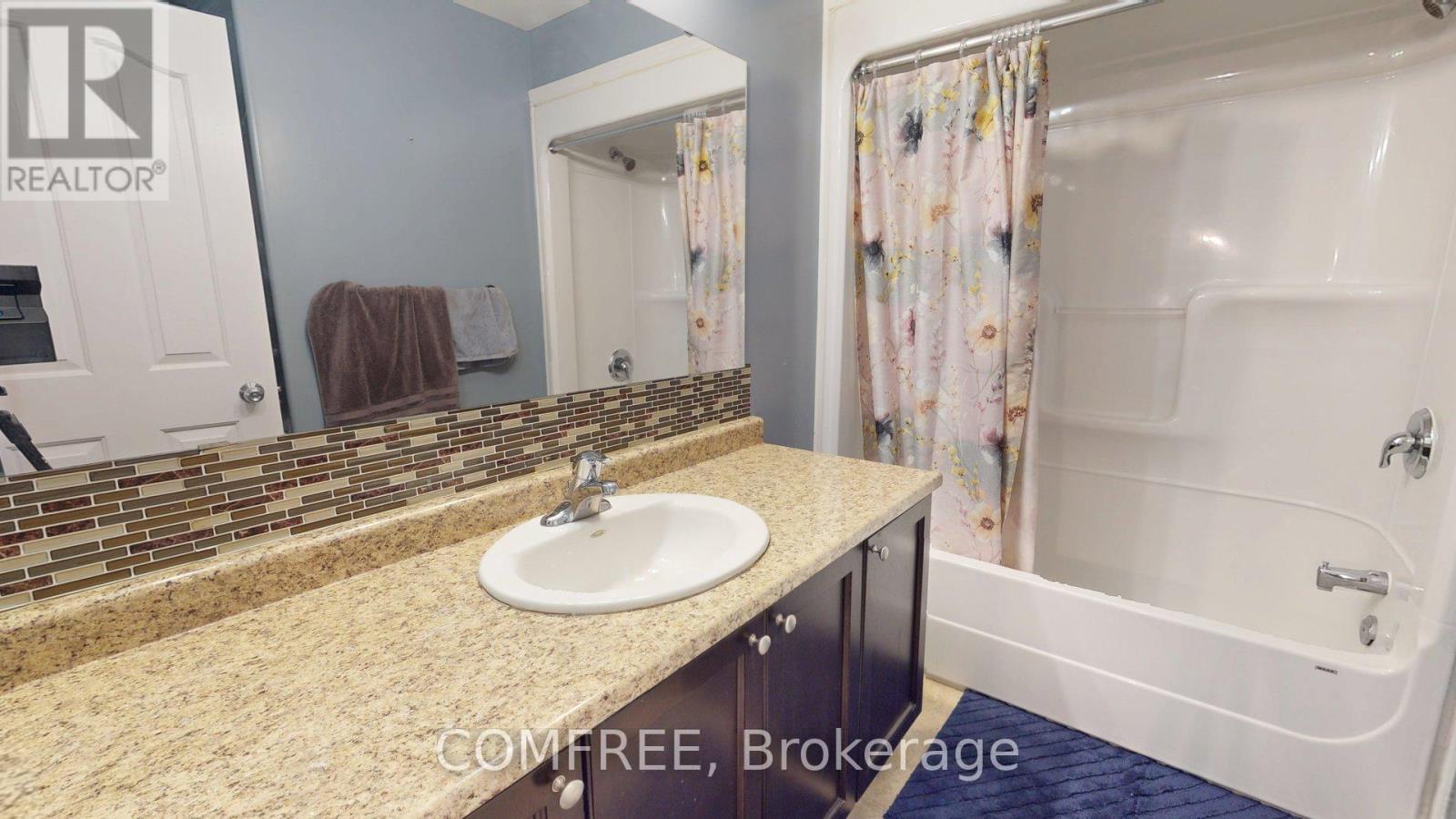 962 Linaria Walk