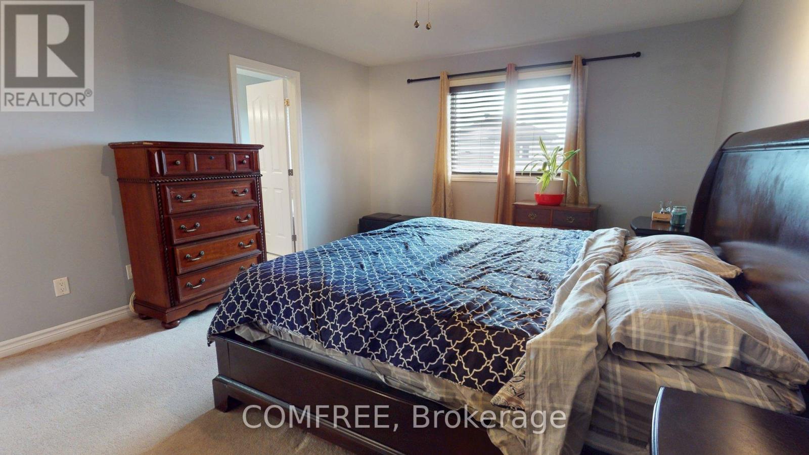 962 Linaria Walk