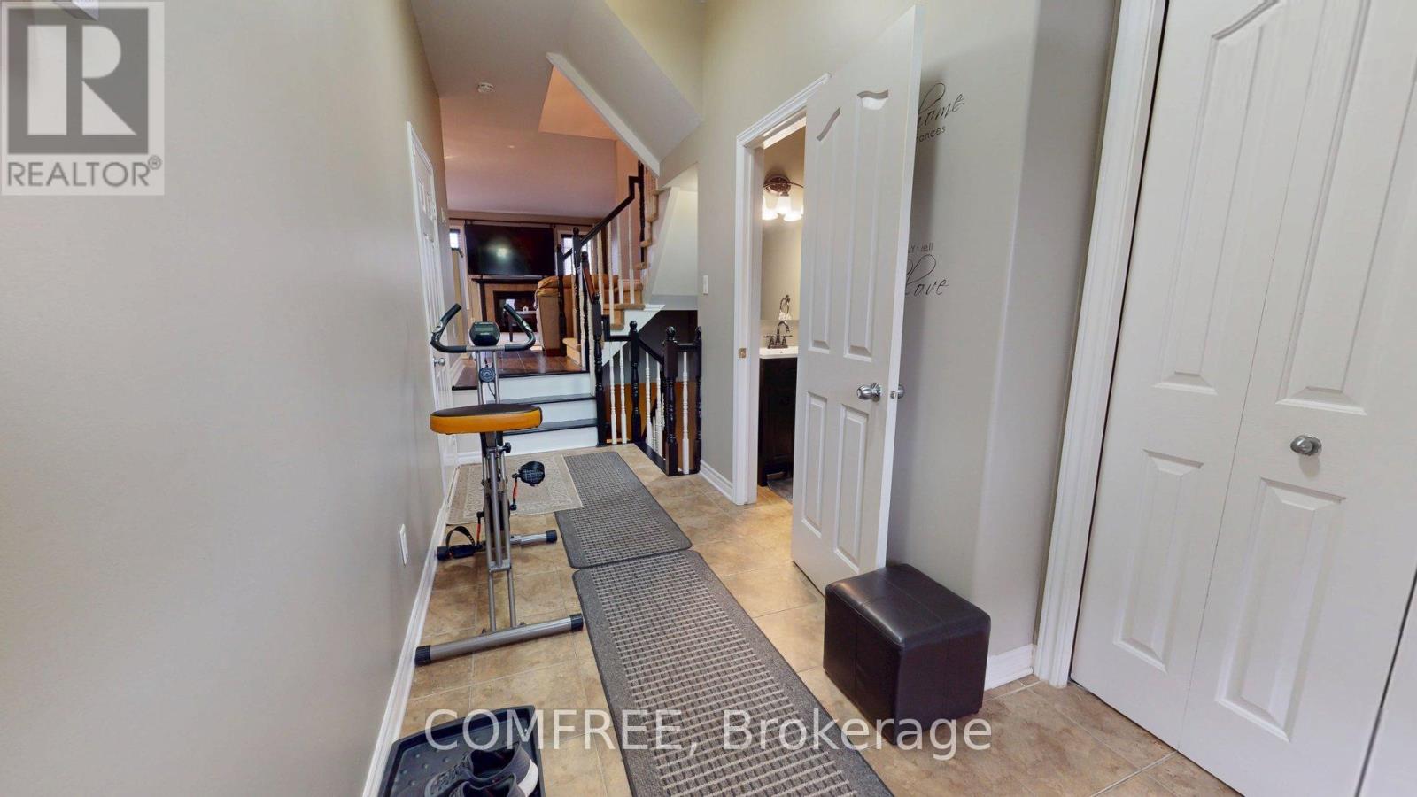 962 Linaria Walk