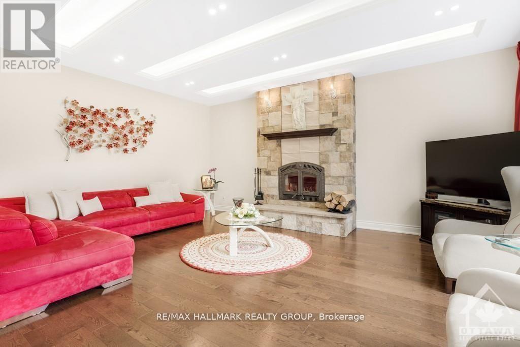 699 Ballycastle Crescent
