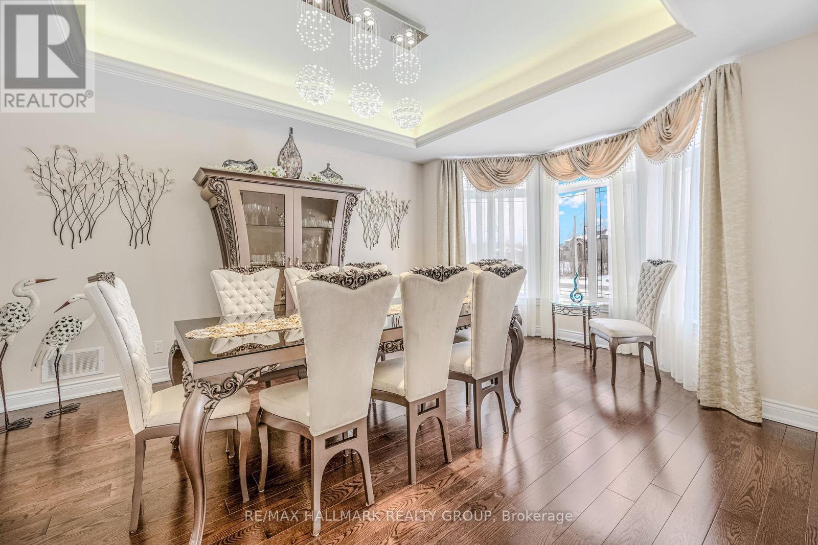 699 Ballycastle Crescent