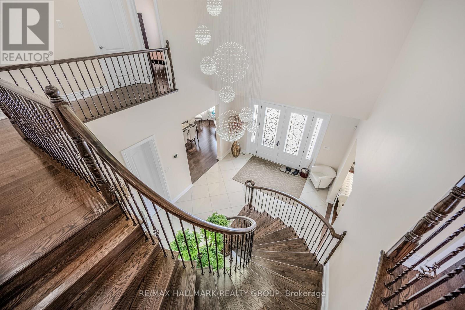 699 Ballycastle Crescent