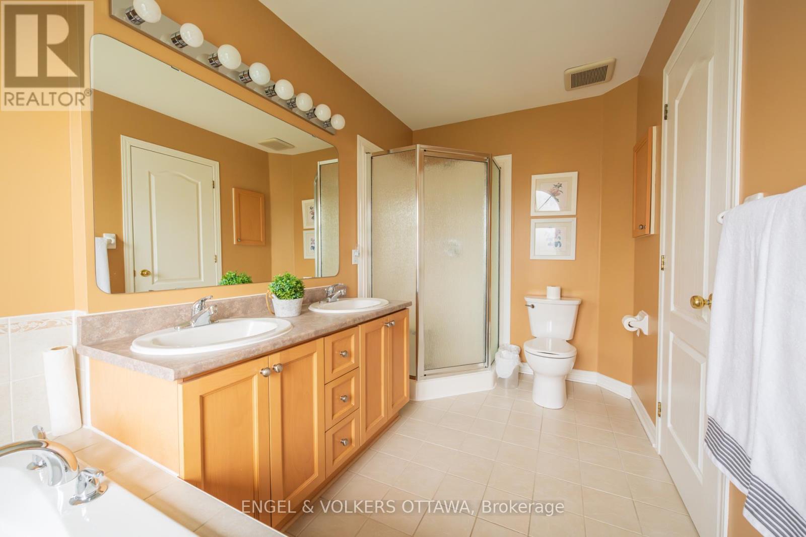 4293 Green Gables Lane