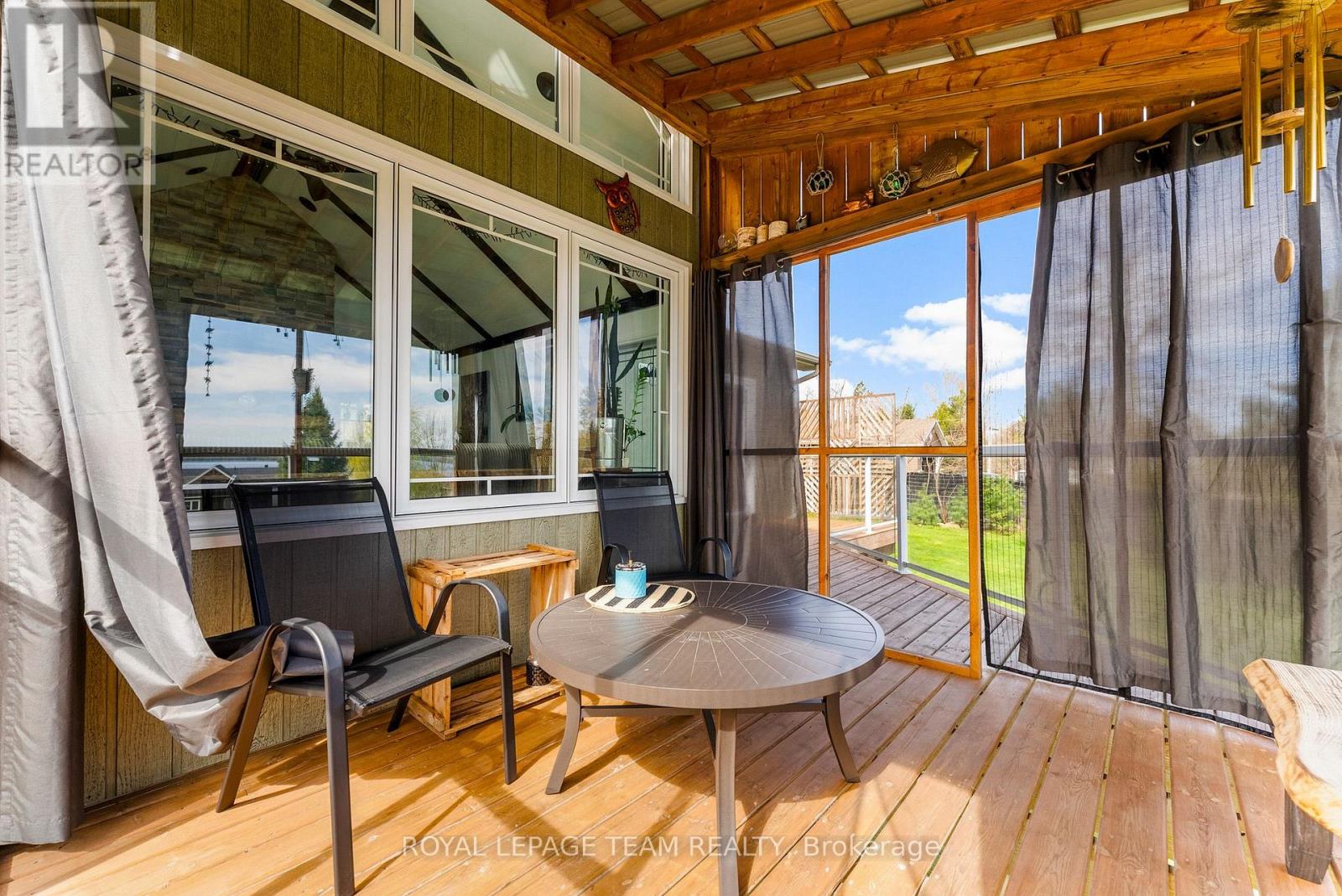 4372 River Road