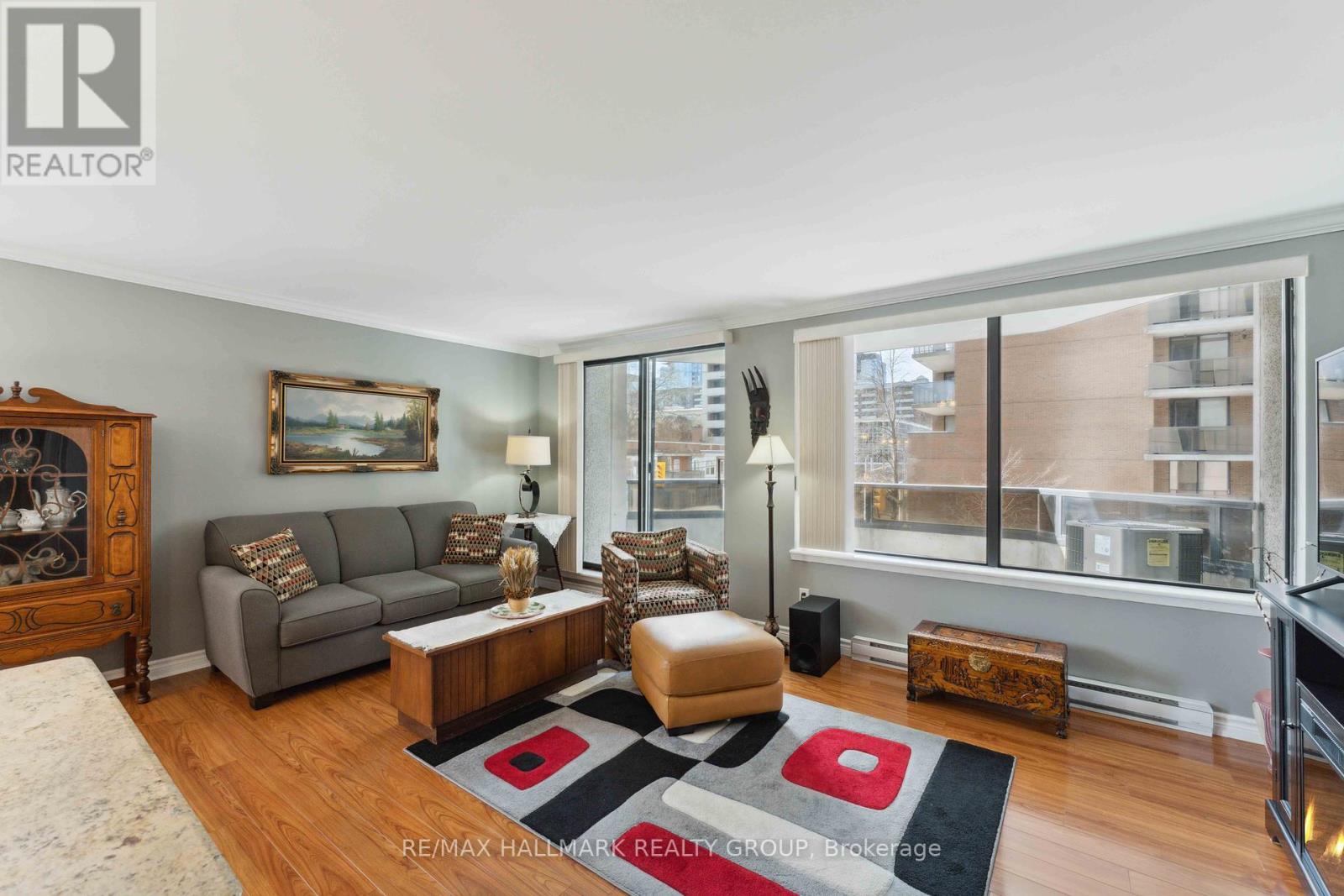 308 - 470 Laurier Avenue W