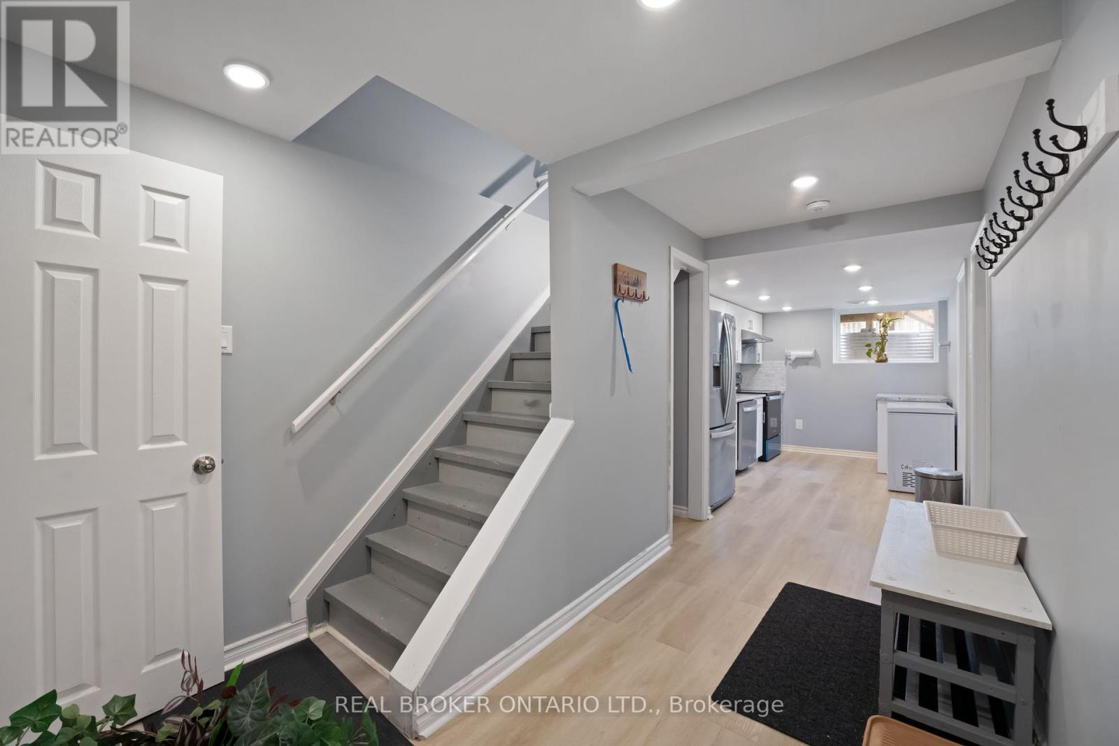 125 Priam Way