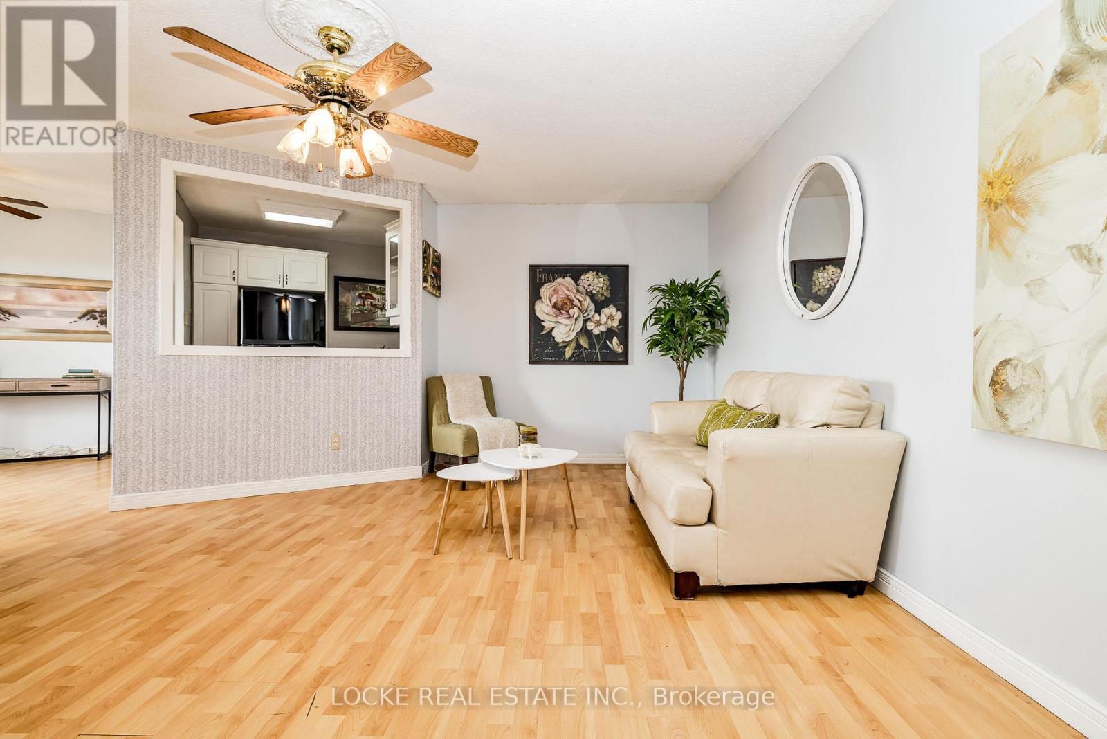918 - 2020 Jasmine Crescent