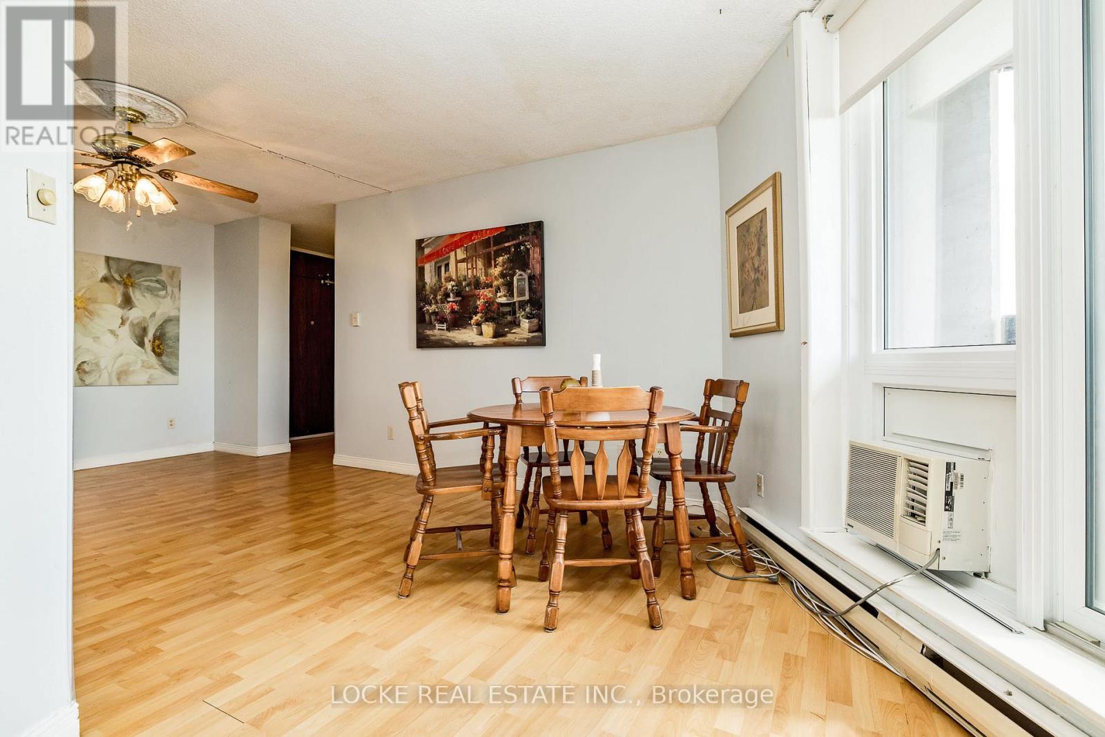 918 - 2020 Jasmine Crescent