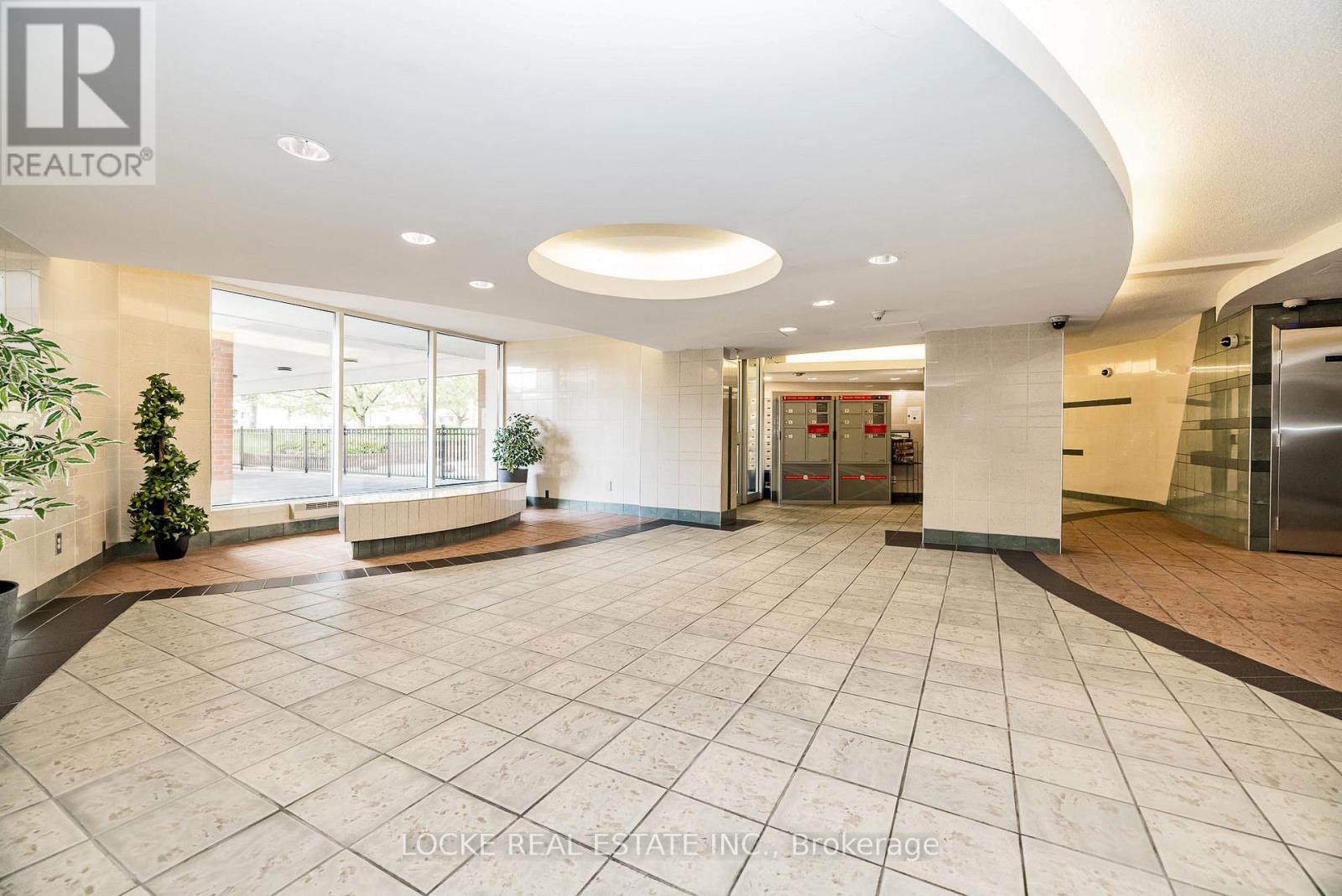 918 - 2020 Jasmine Crescent