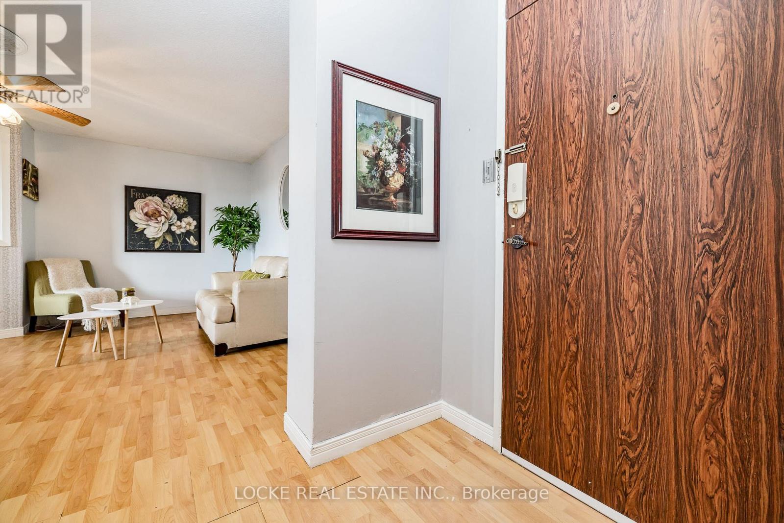918 - 2020 Jasmine Crescent