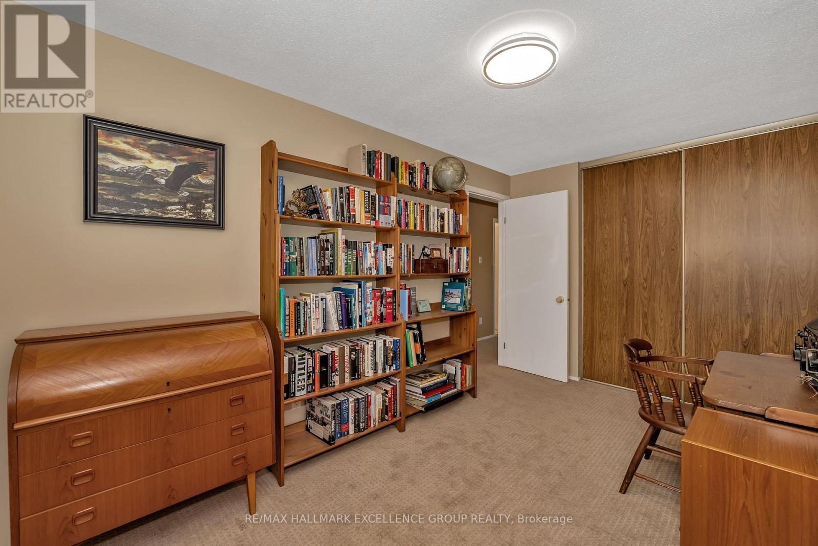 102f Valley Stream Drive